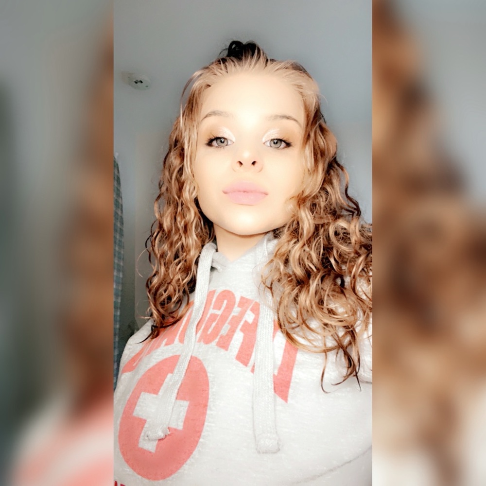 Meet your Posher, Haley